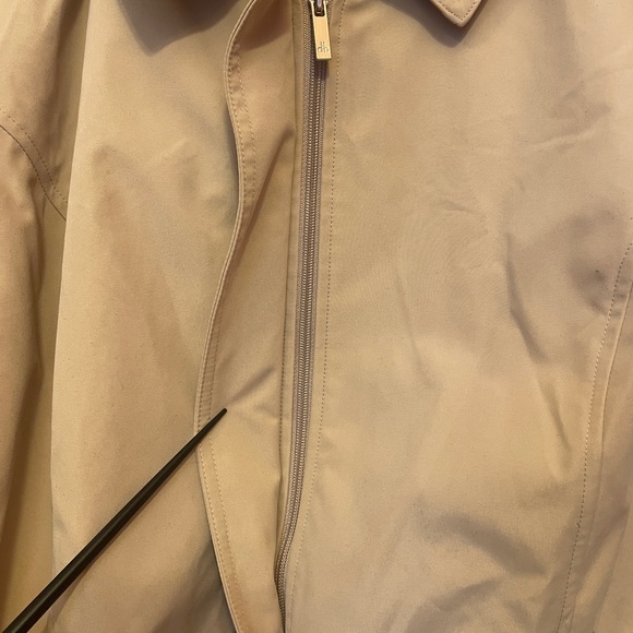 Dennis Basso Women's Hooded Lined Rain Jacket Hooded Tan 2x Removable Hood - Picture 3 of 9